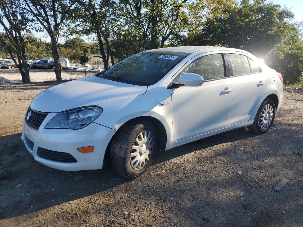 SUZUKI KIZASHI S 2011