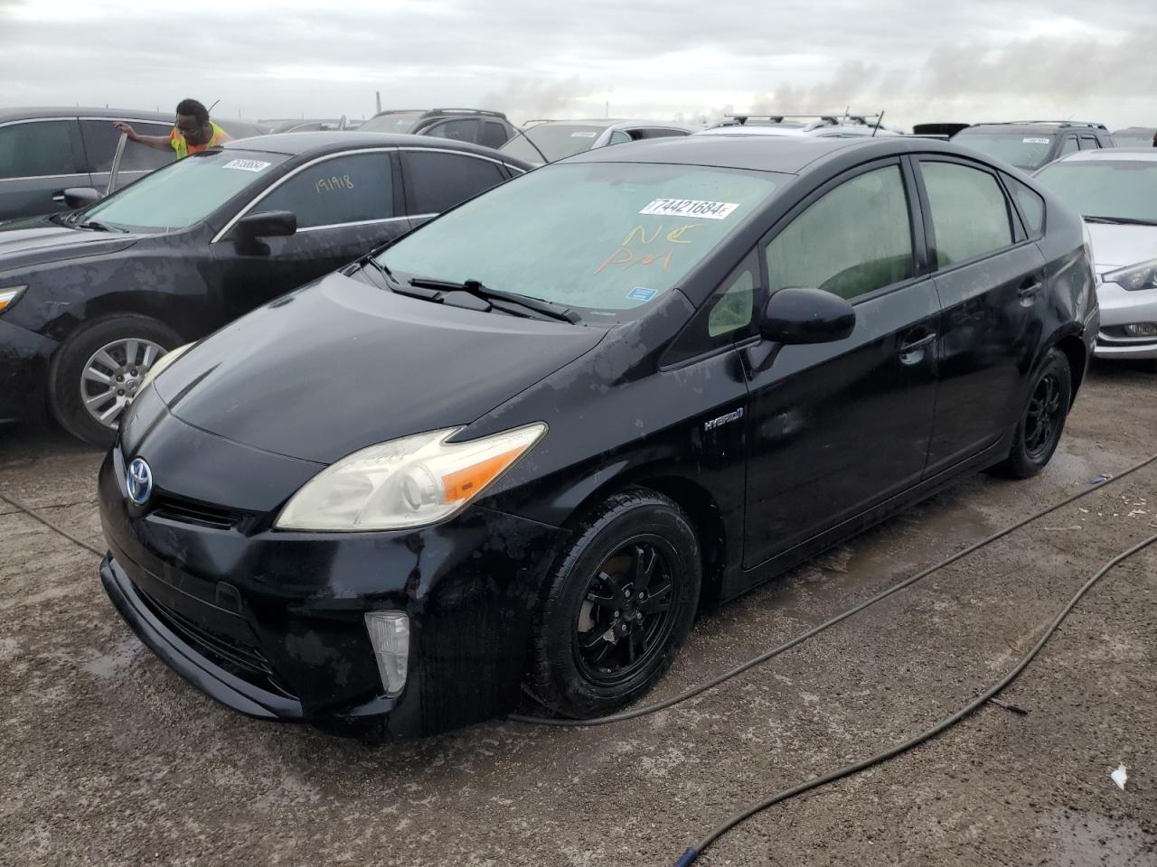 TOYOTA PRIUS 2013