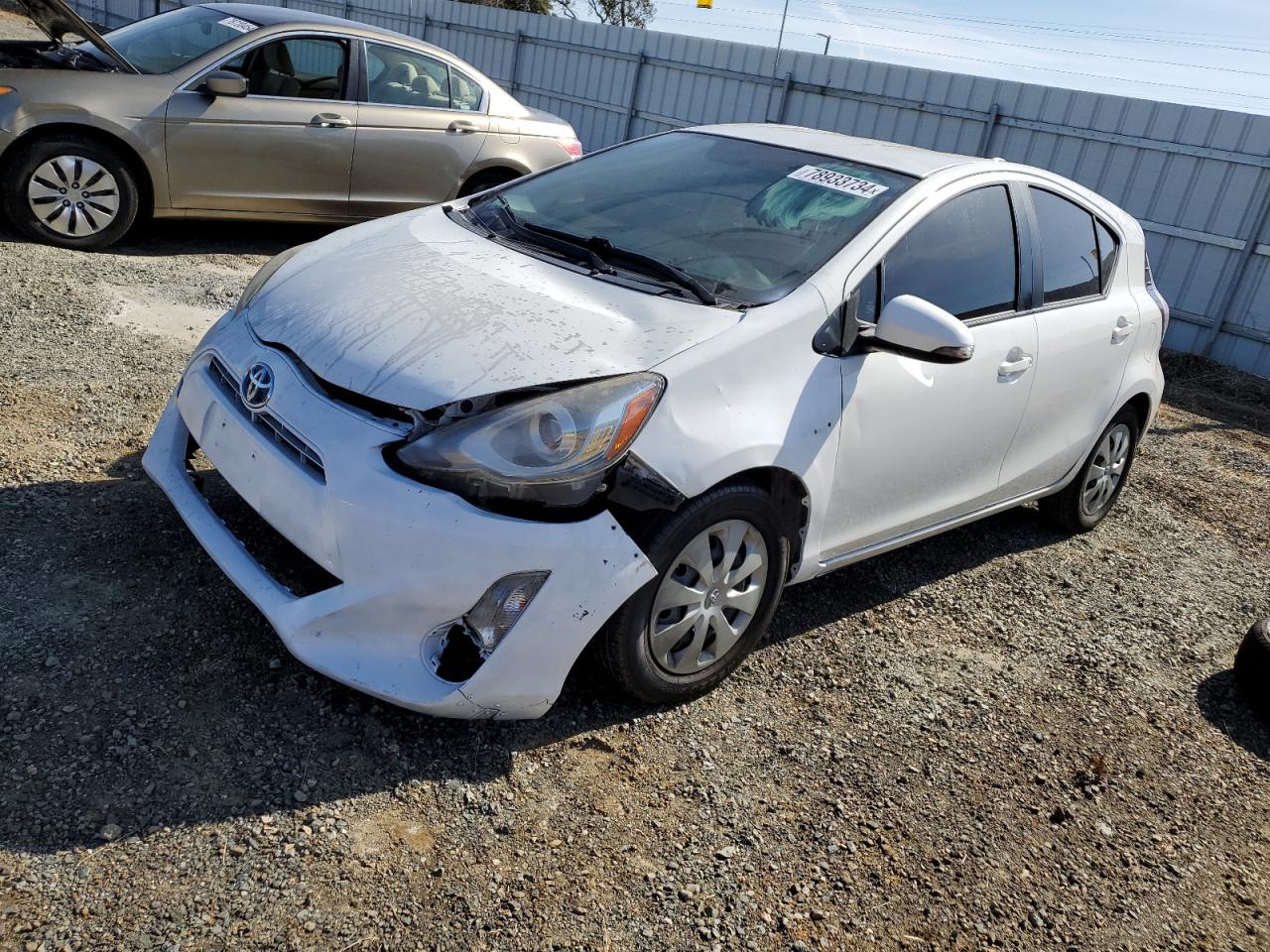 TOYOTA PRIUS C 2016