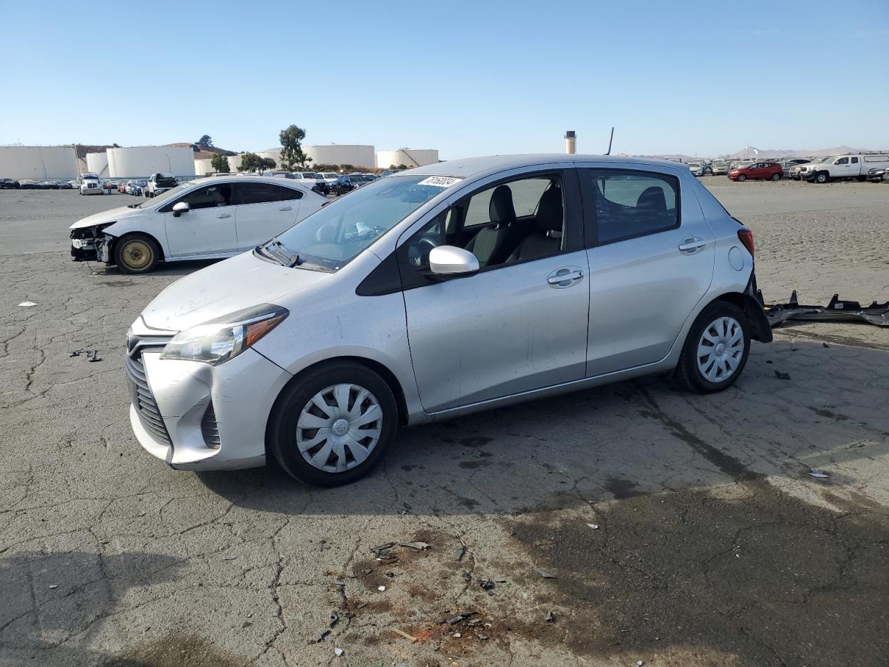 TOYOTA YARIS L 2017