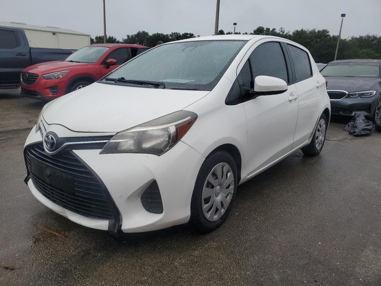 TOYOTA YARIS L 2017
