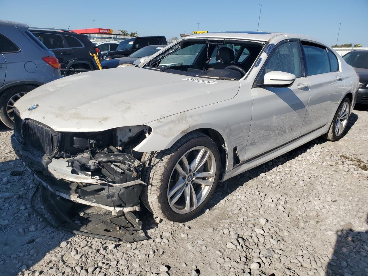 BMW 750 XI 2016