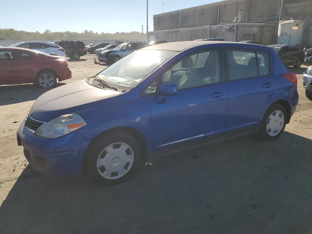 NISSAN VERSA S 2011