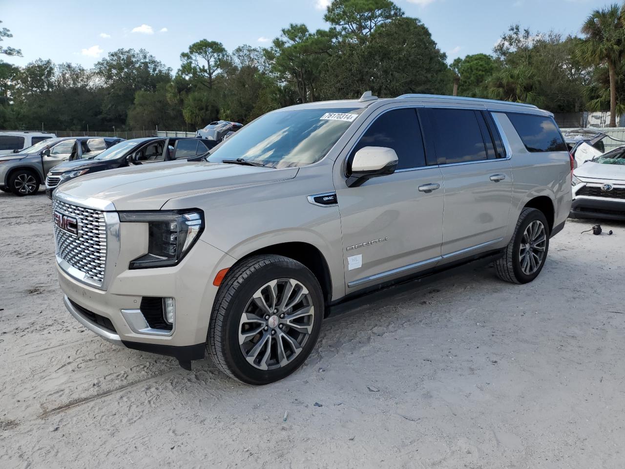 GMC YUKON XL D 2021
