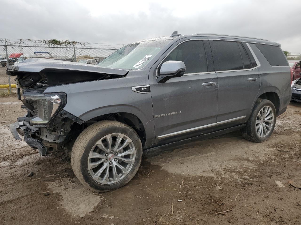 GMC YUKON DENA 2022