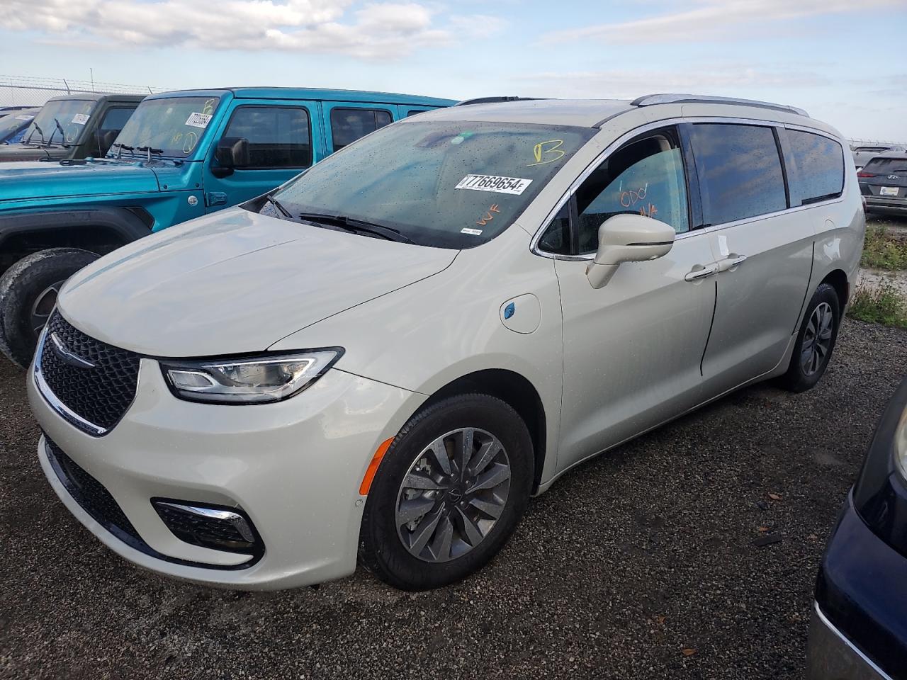 CHRYSLER PACIFICA H 2021