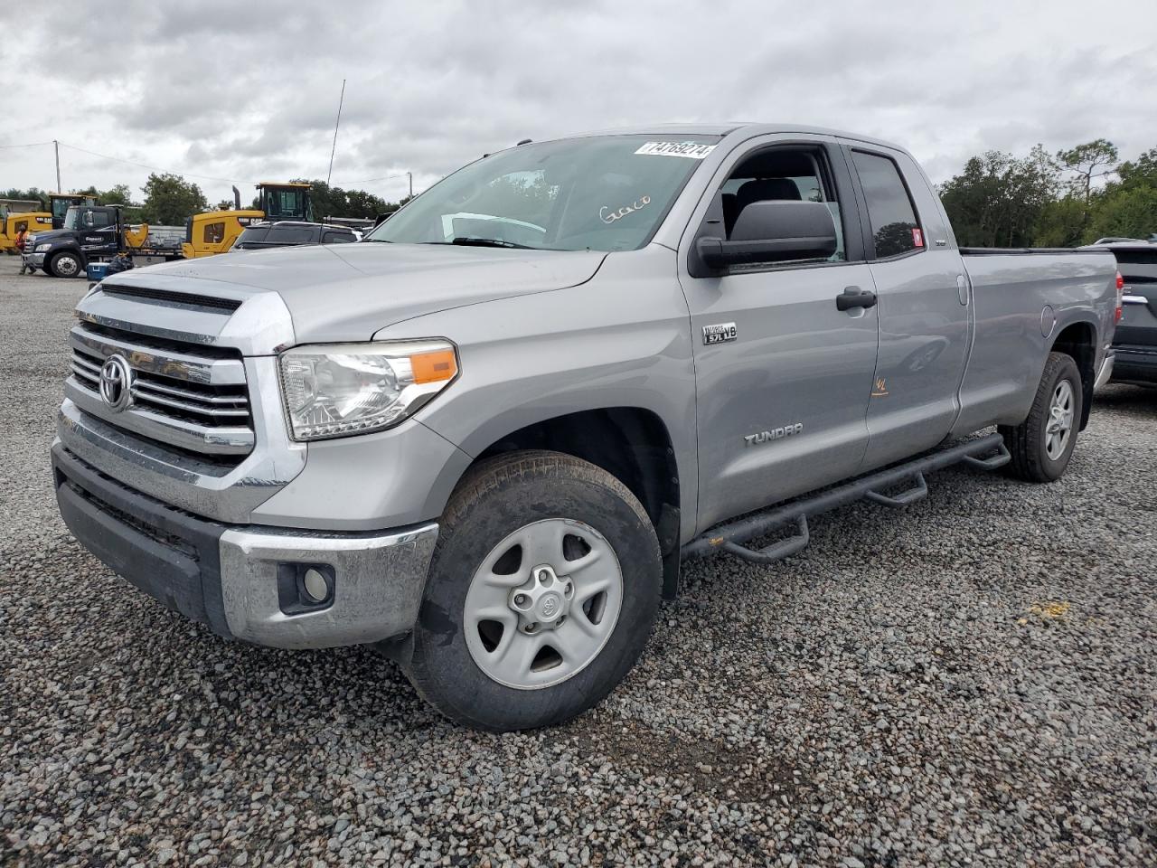 TOYOTA TUNDRA DOU 2017