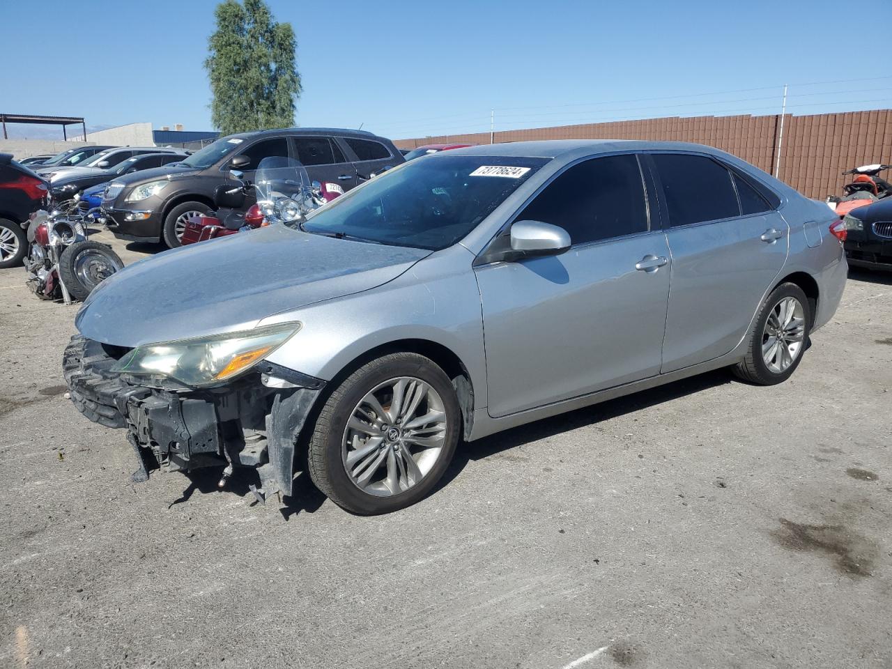 TOYOTA CAMRY LE 2015