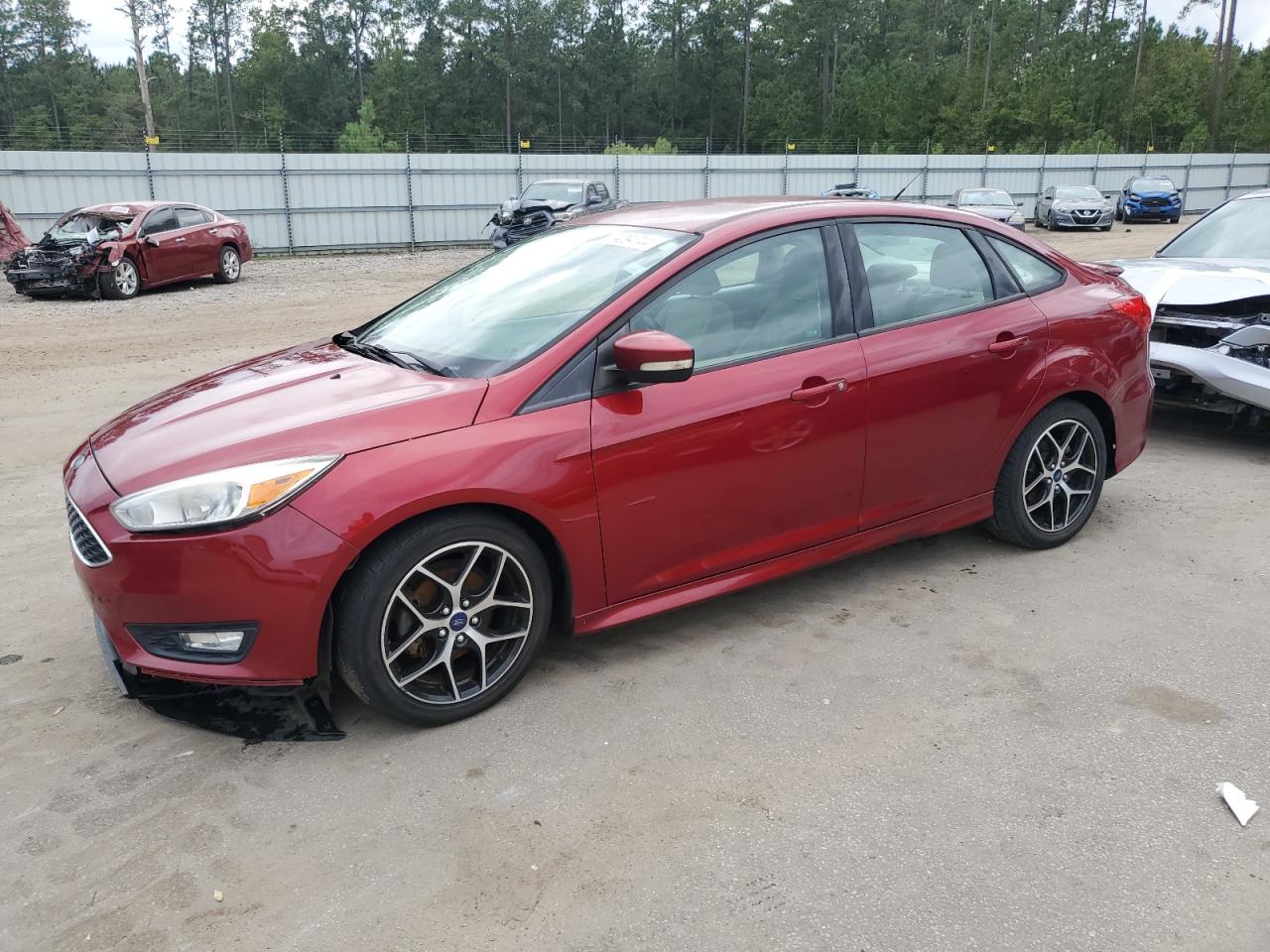FORD FOCUS SE 2016