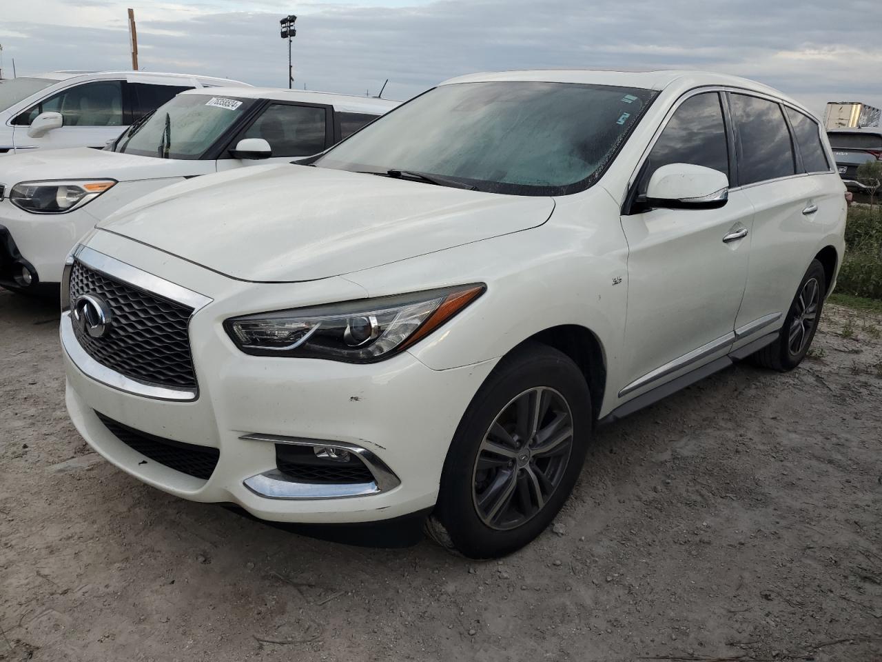 INFINITI QX60 LUXE 2019