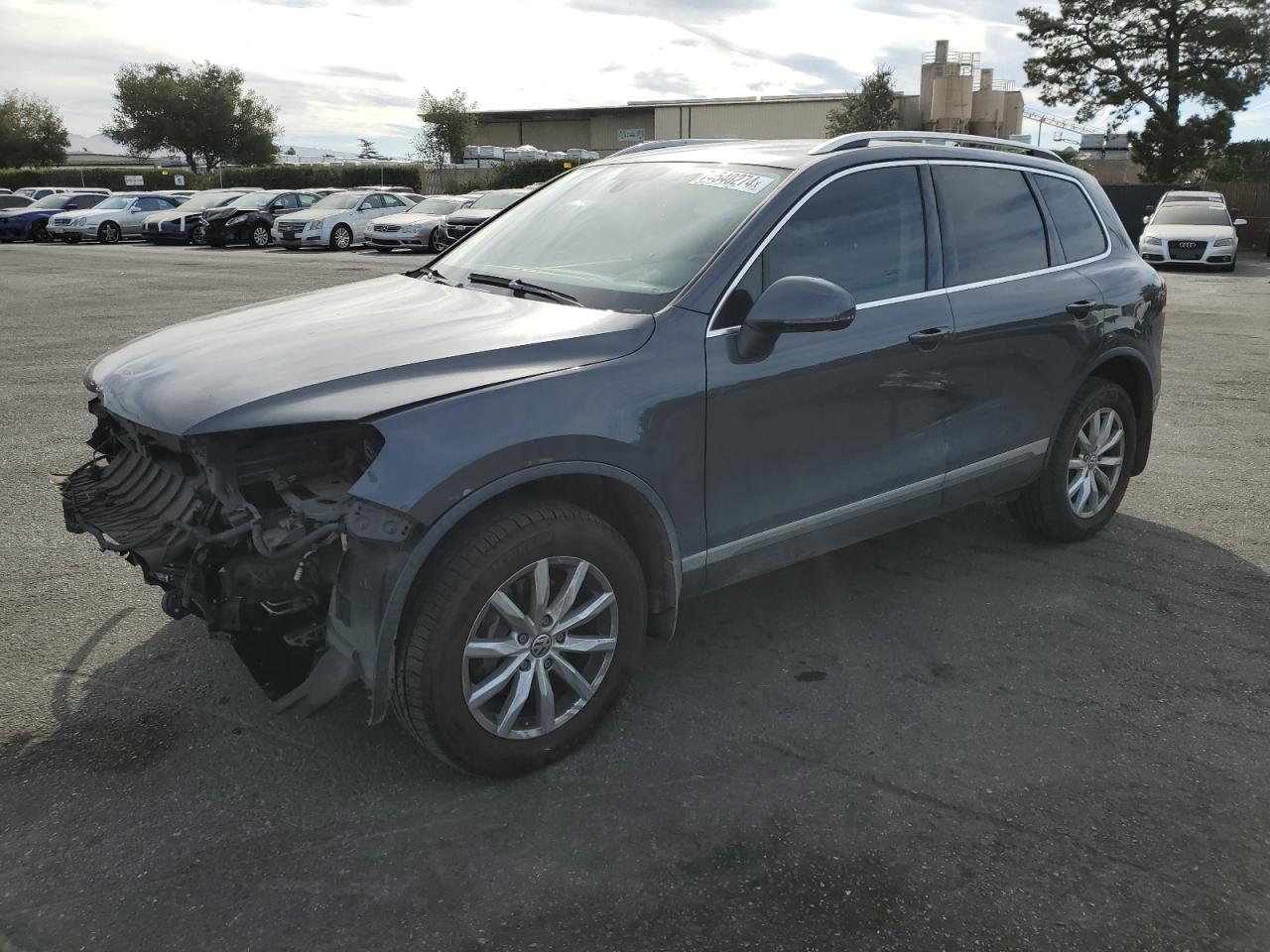 VOLKSWAGEN TOUAREG V6 2015