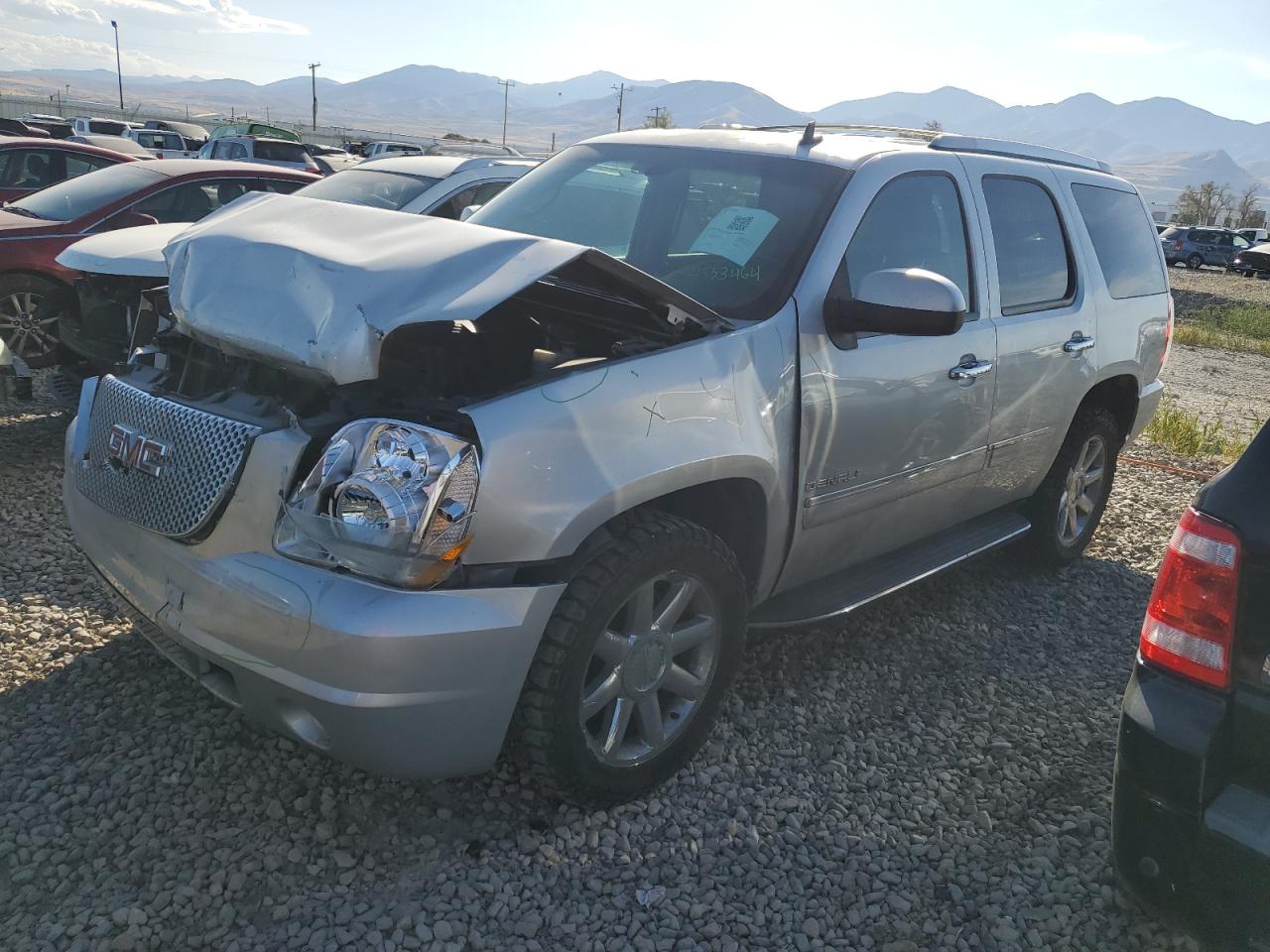 GMC YUKON DENA 2010