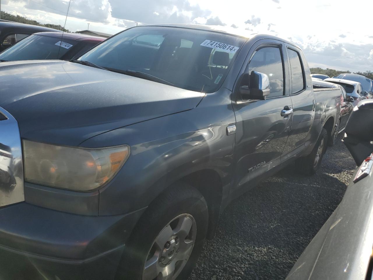 TOYOTA TUNDRA DOU 2007