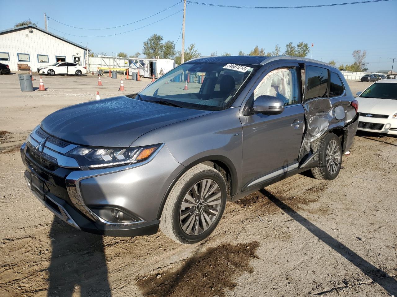 MITSUBISHI OUTLANDER 2020