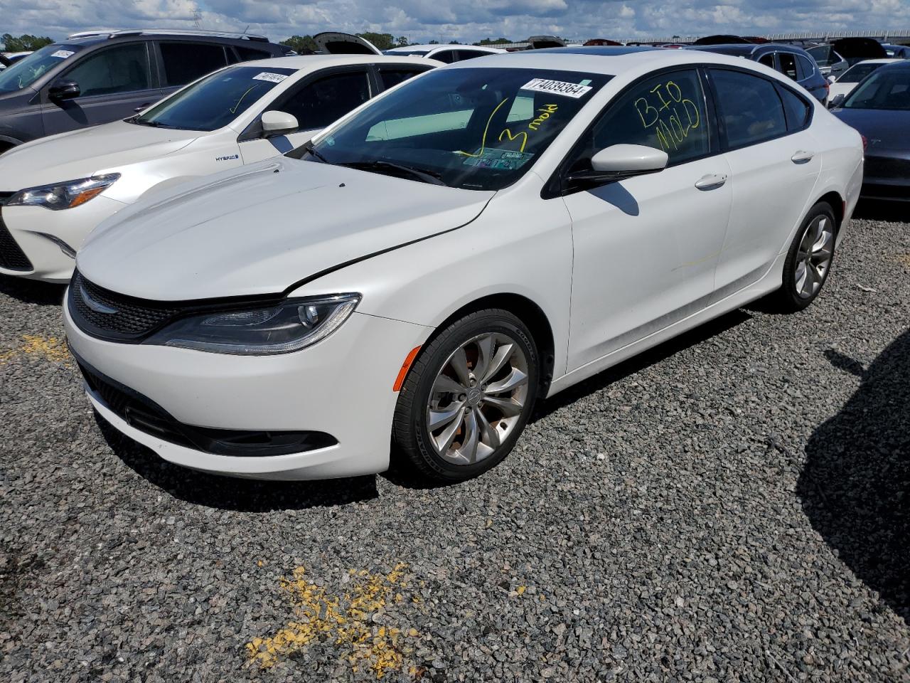 CHRYSLER 200 S 2015