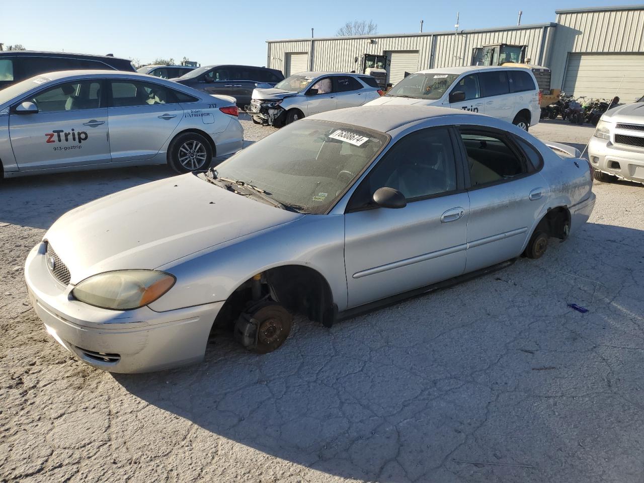 FORD TAURUS SE 2004