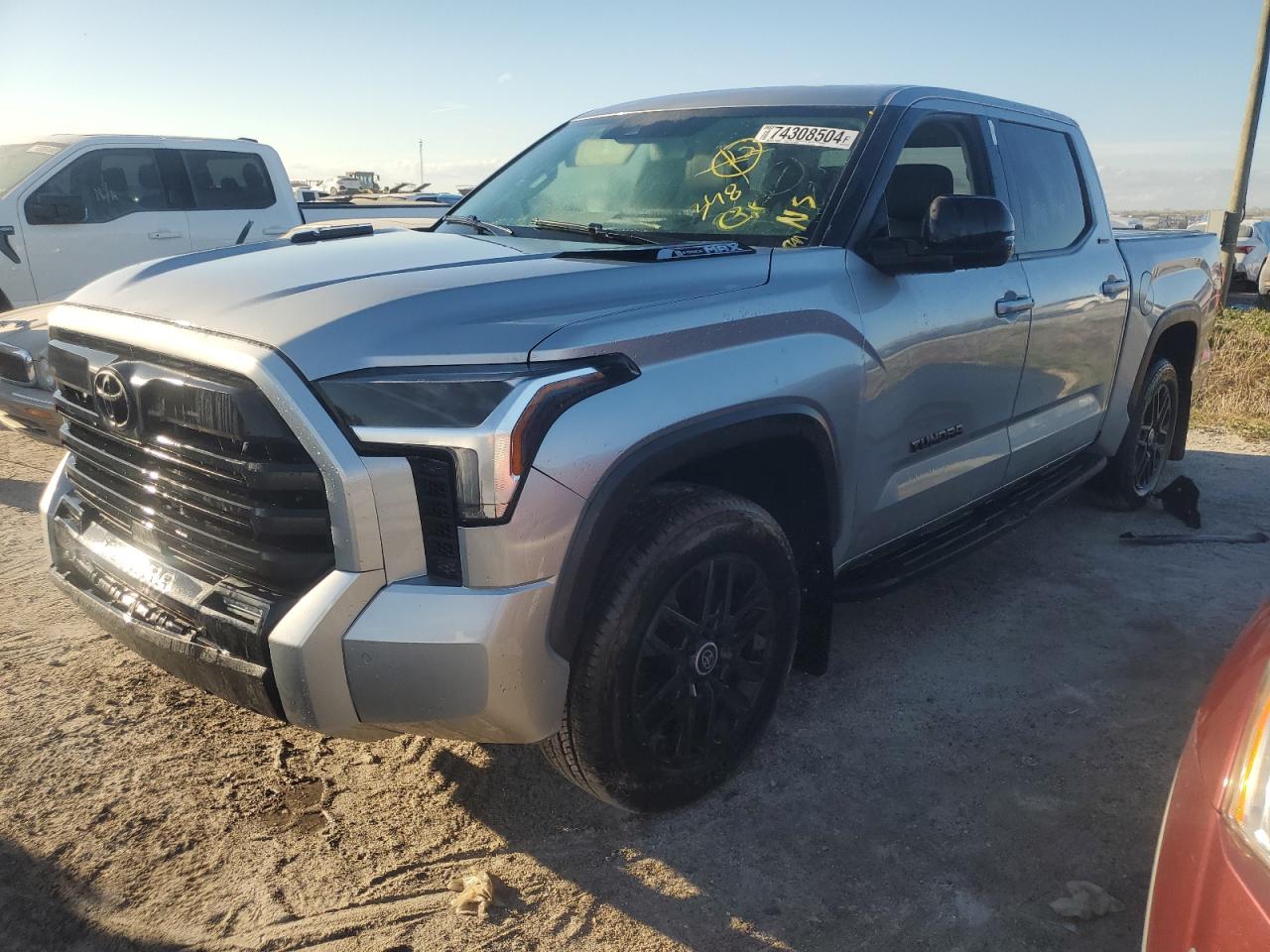 TOYOTA TUNDRA CRE 2024