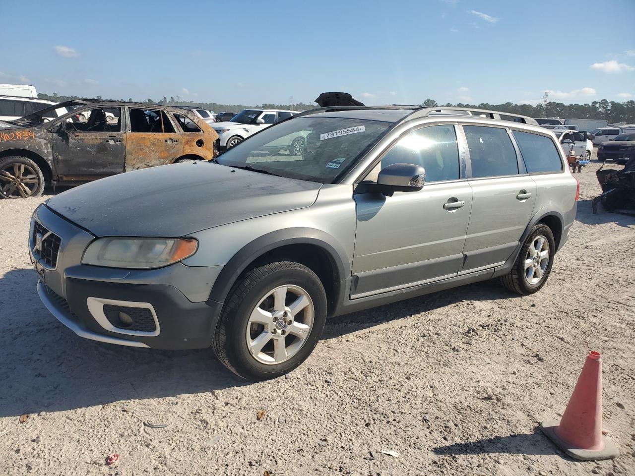 VOLVO XC70 2008