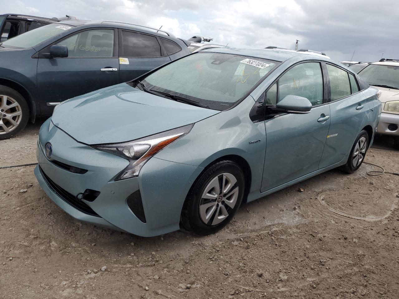 TOYOTA PRIUS 2018