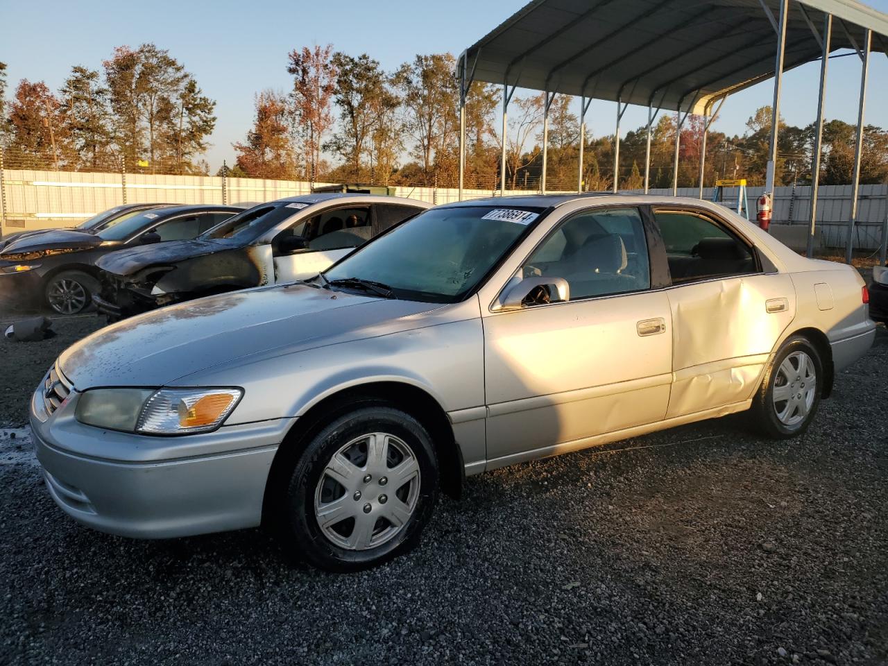TOYOTA CAMRY CE 2001