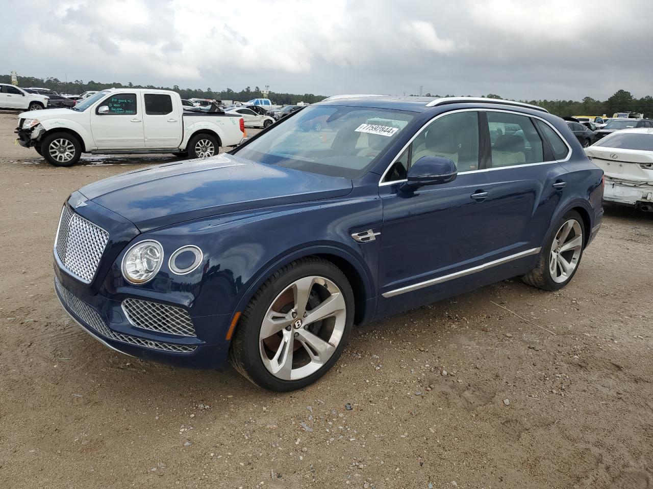 BENTLEY BENTAYGA 2020