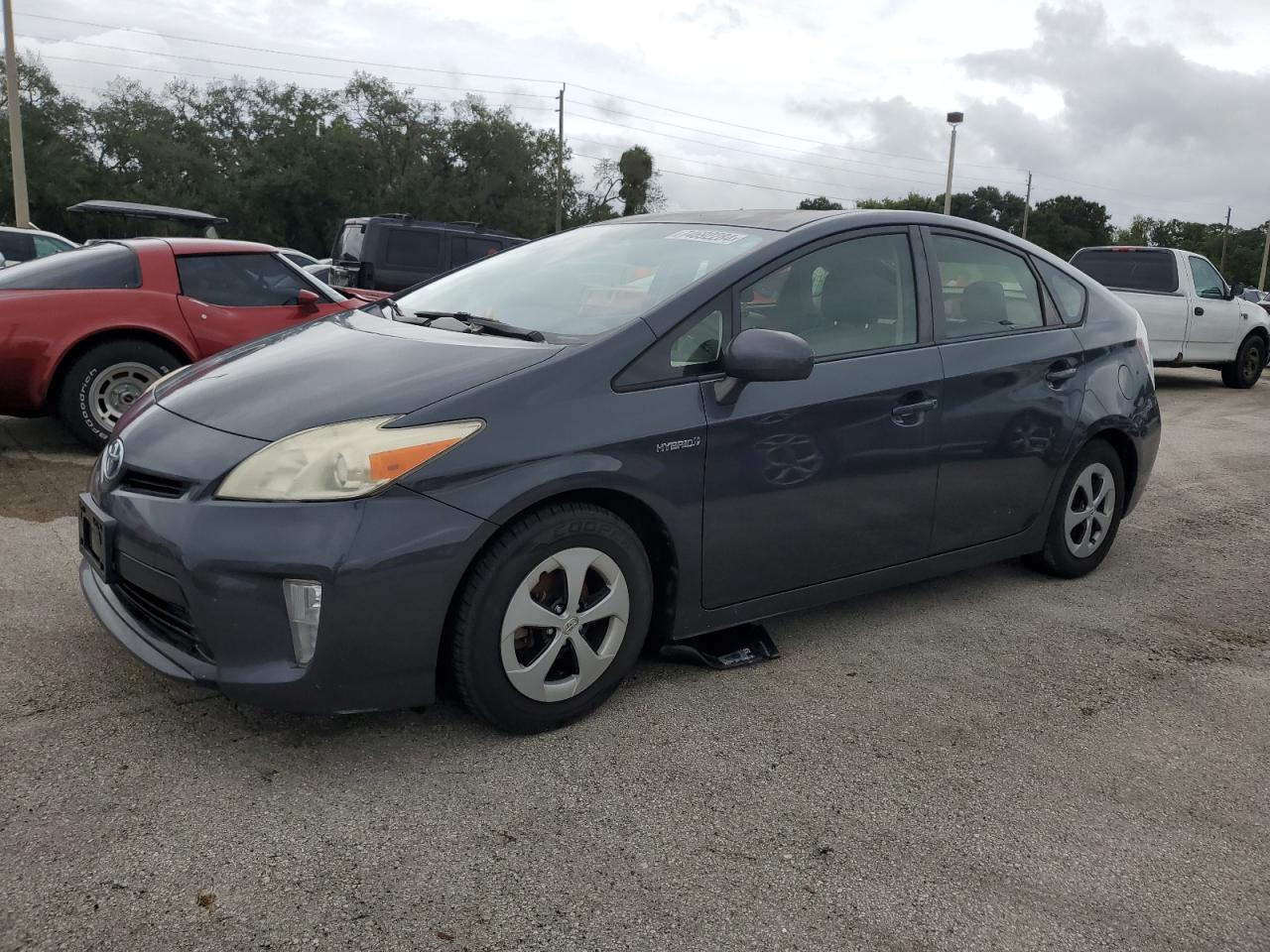 TOYOTA PRIUS 2012