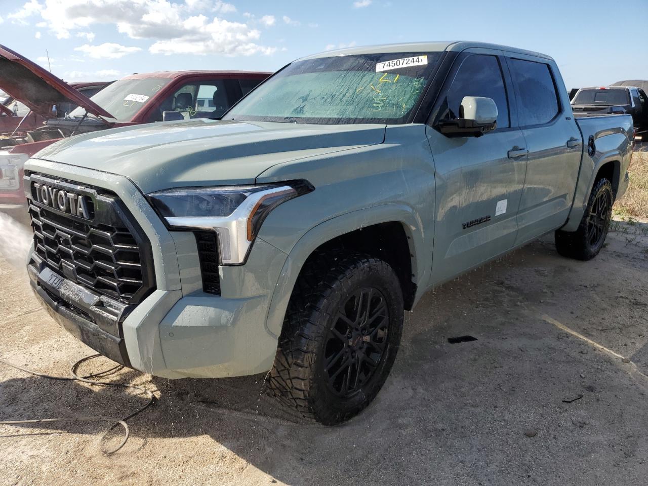 TOYOTA TUNDRA CRE 2023