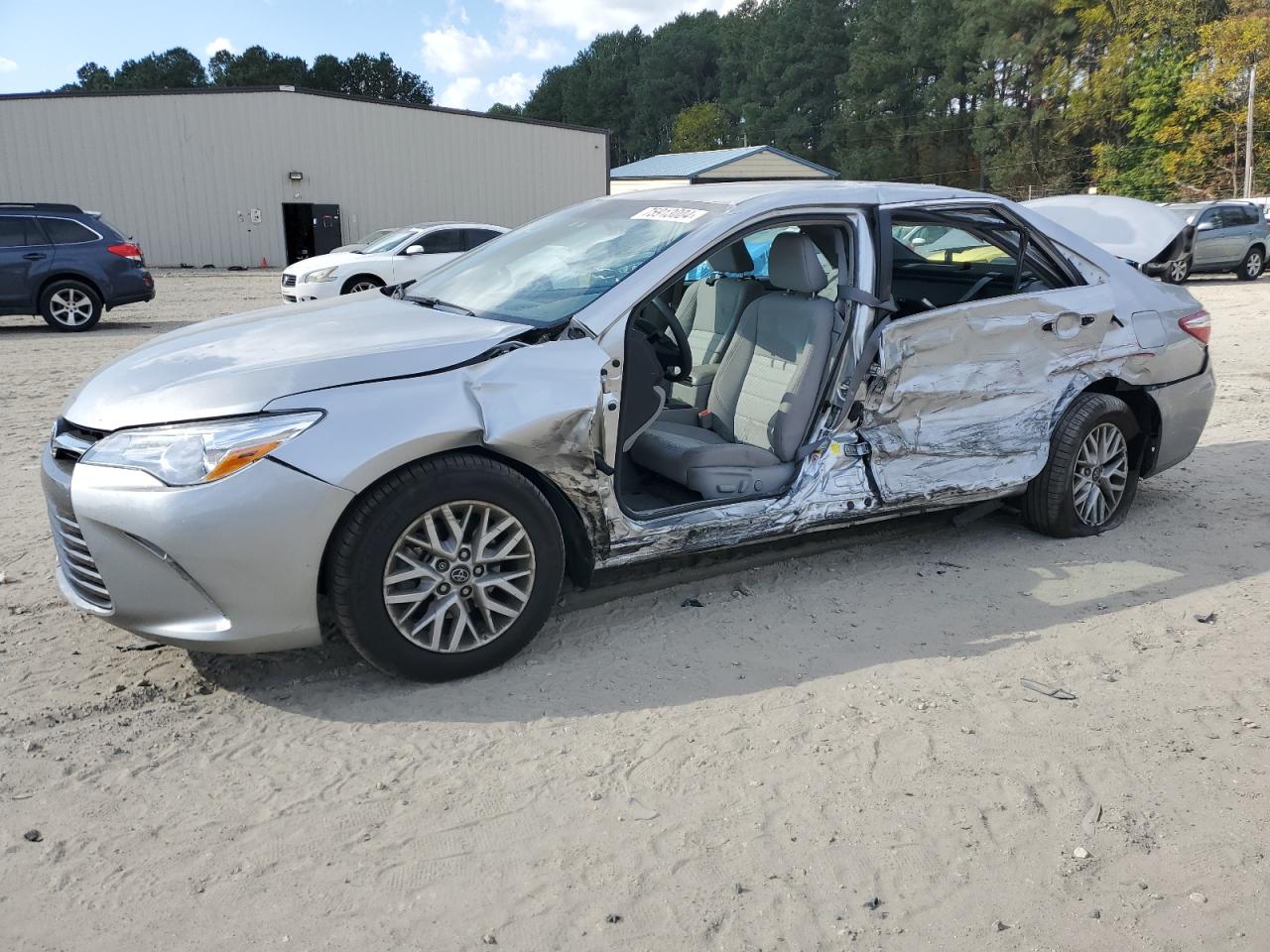 TOYOTA CAMRY LE 2017