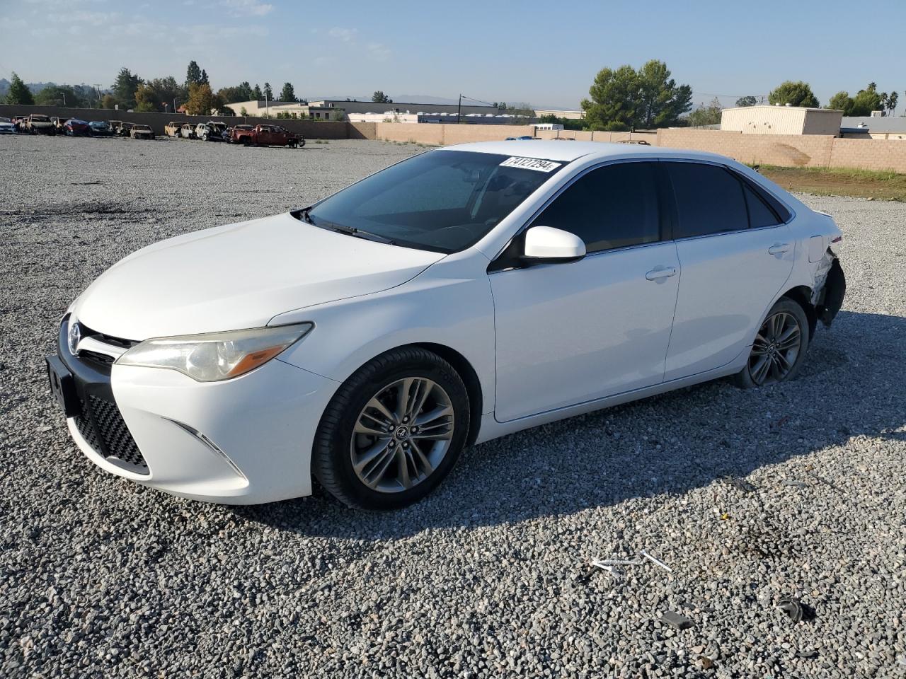 TOYOTA CAMRY LE 2015