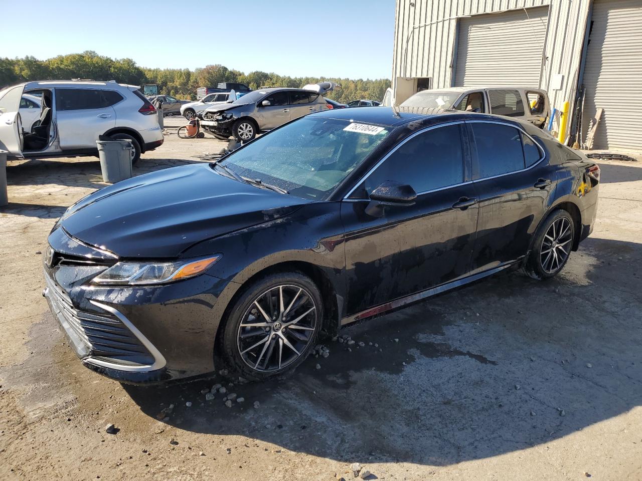 TOYOTA CAMRY LE 2021