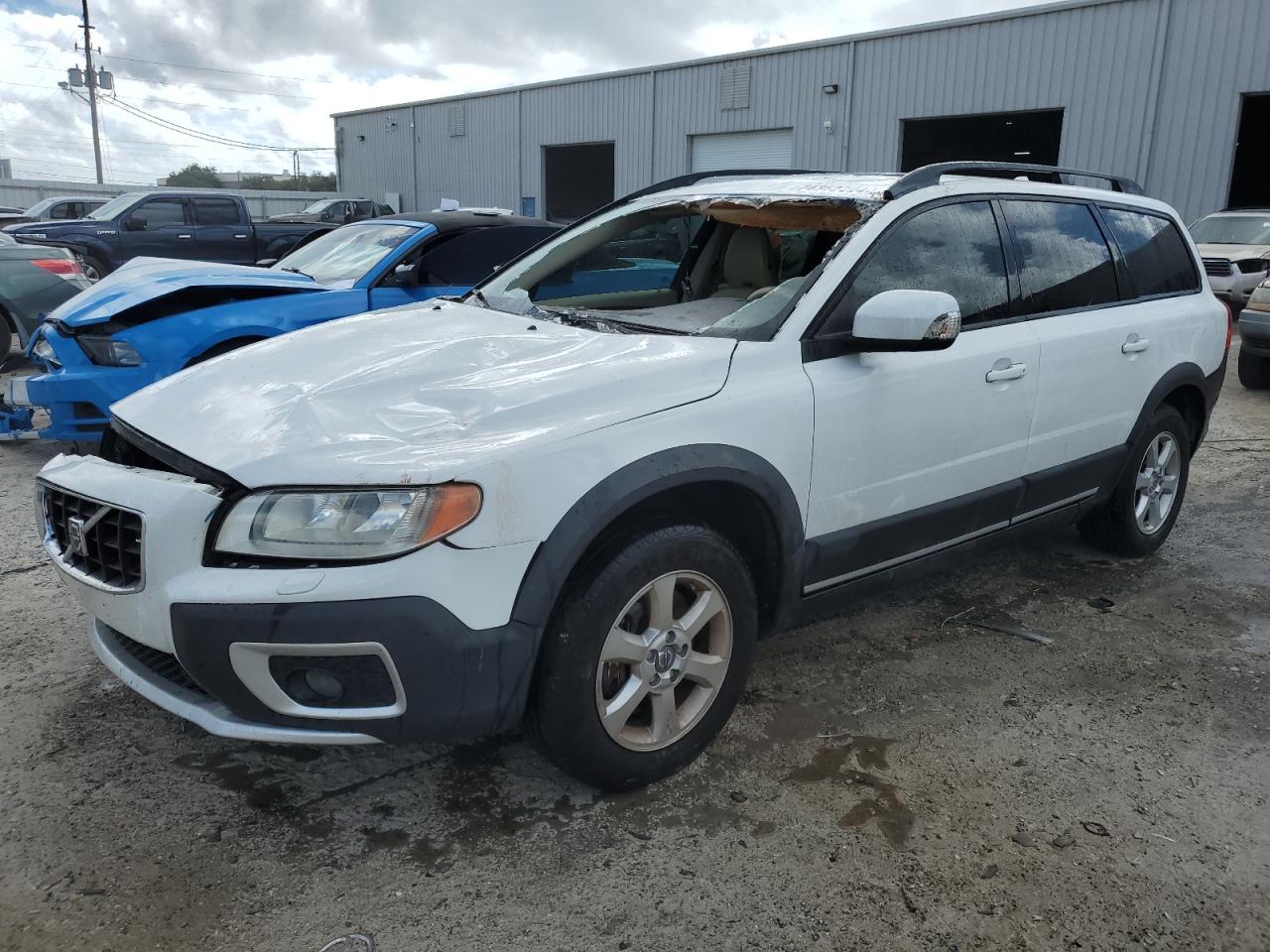 VOLVO XC70 3.2 2009