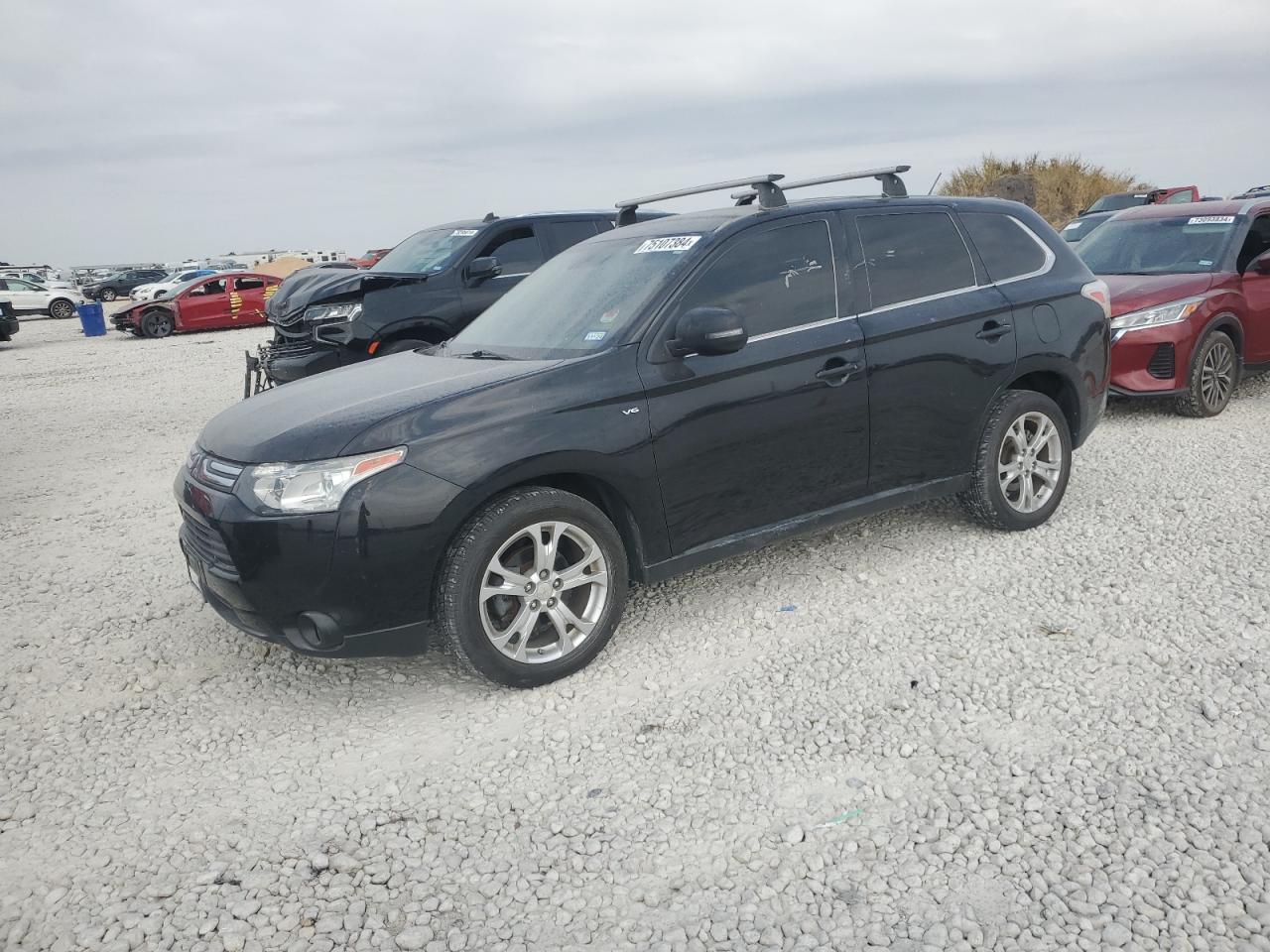 MITSUBISHI OUTLANDER 2014