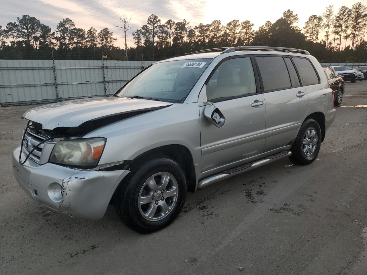 TOYOTA HIGHLANDER 2004