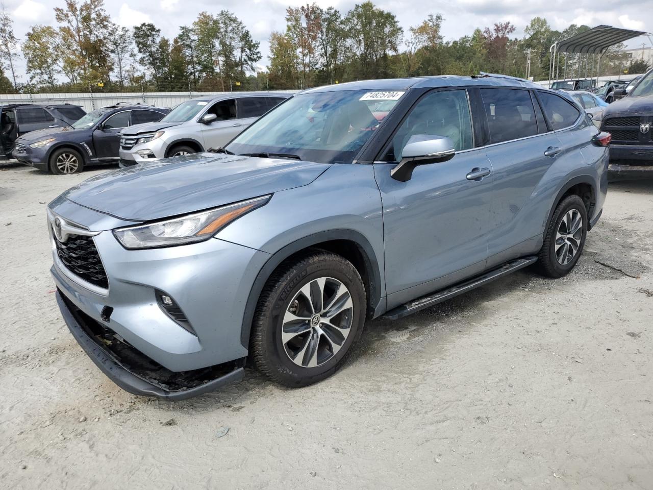 TOYOTA HIGHLANDER 2020