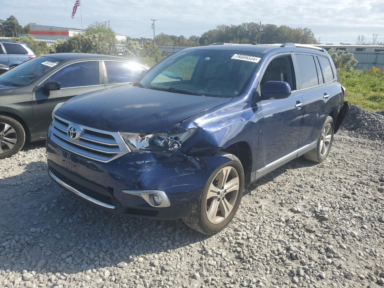 TOYOTA HIGHLANDER 2013