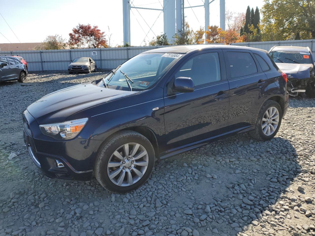 MITSUBISHI OUTLANDER 2011
