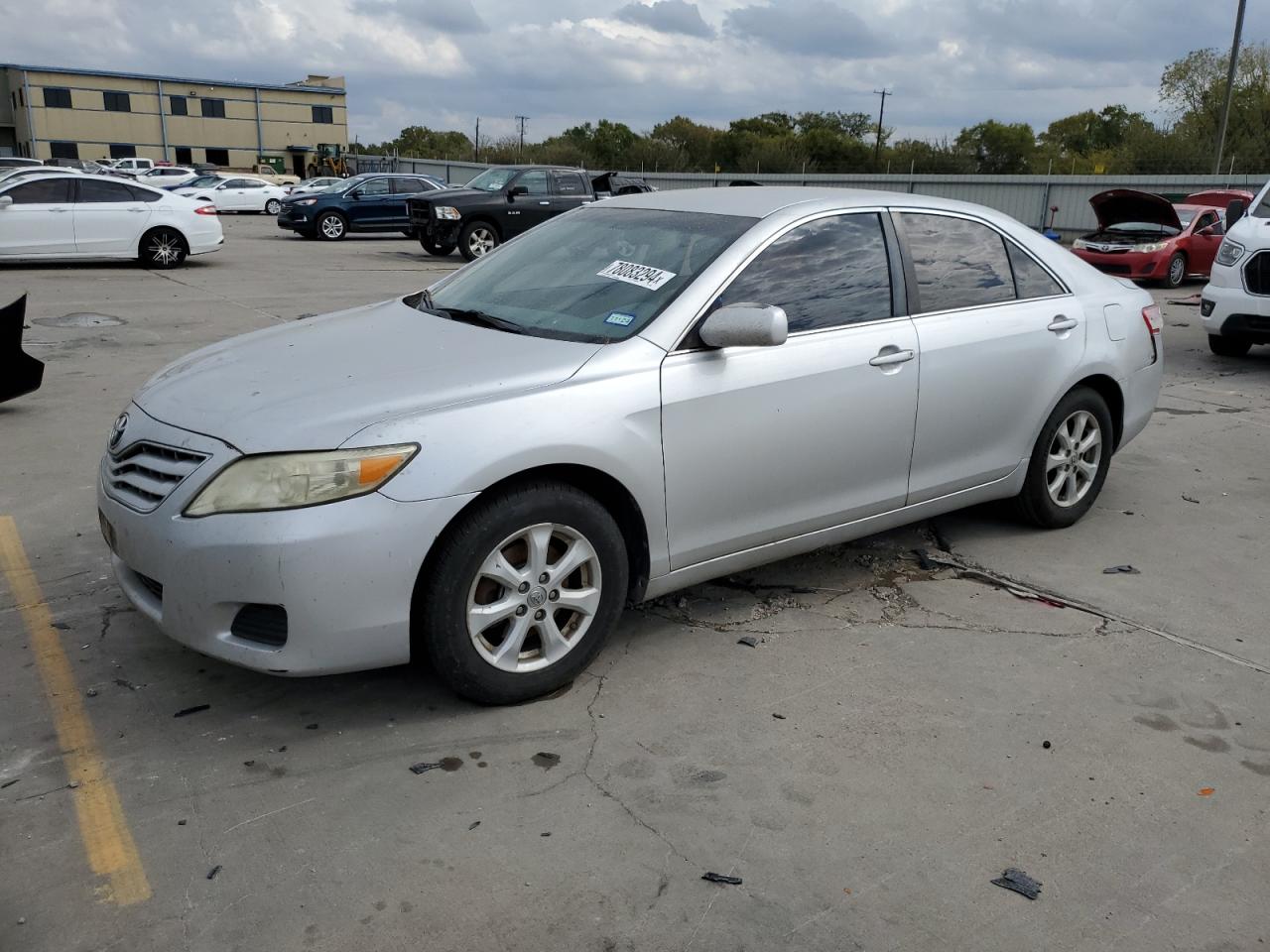 TOYOTA CAMRY BASE 2011