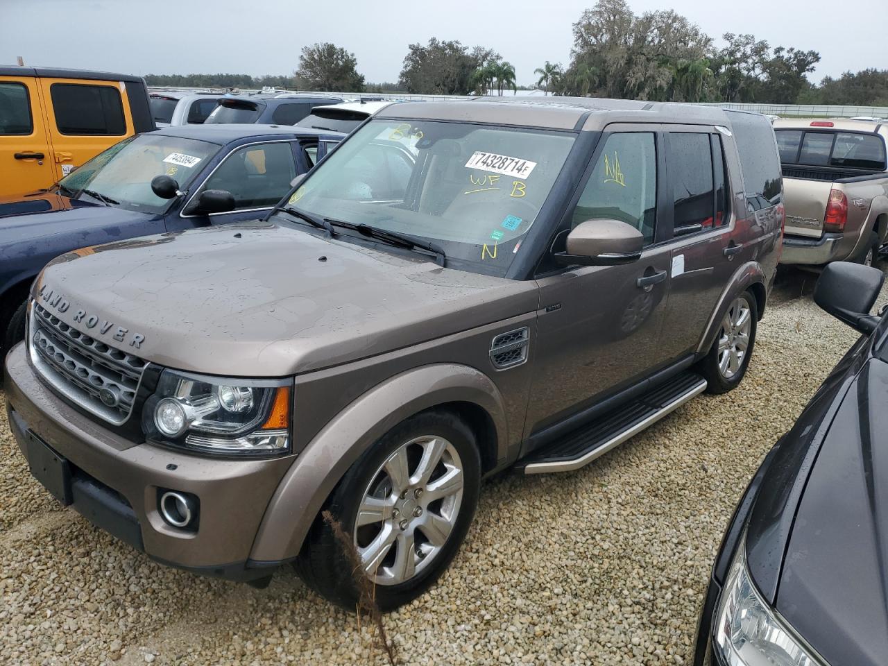 LAND ROVER LR4 HSE 2016
