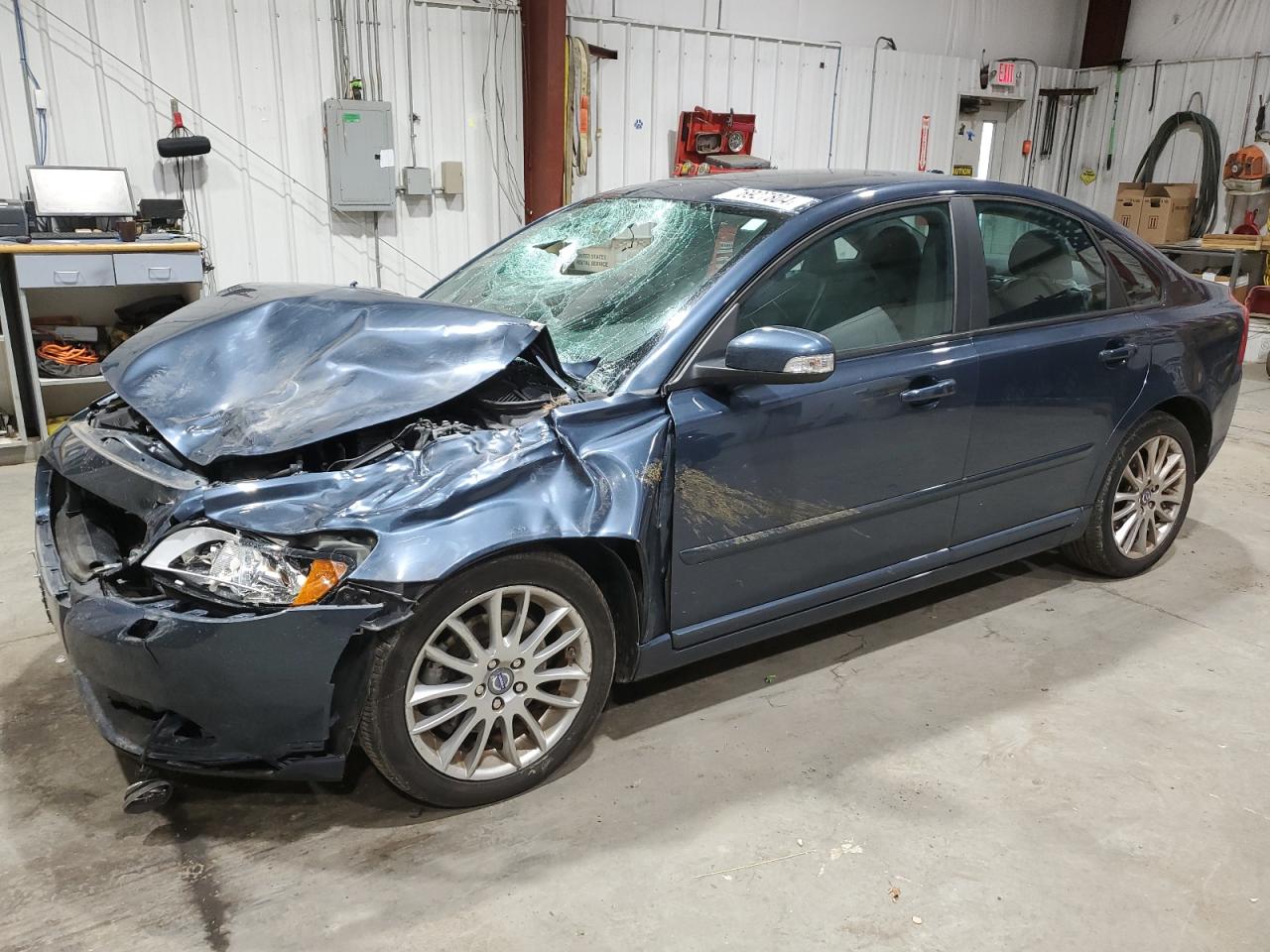 VOLVO S40 2.4I 2010