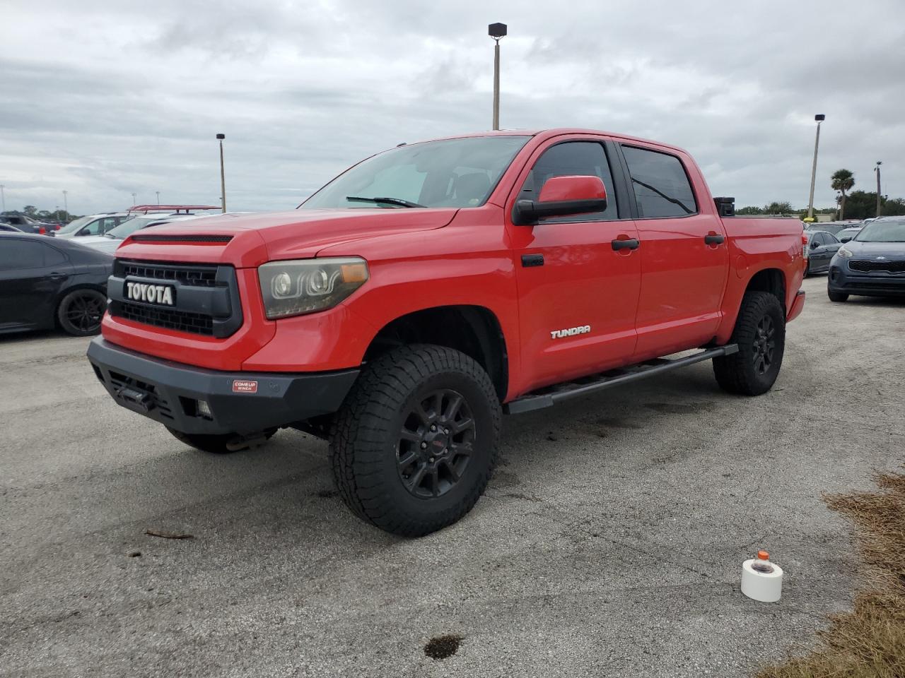 TOYOTA TUNDRA CRE 2015