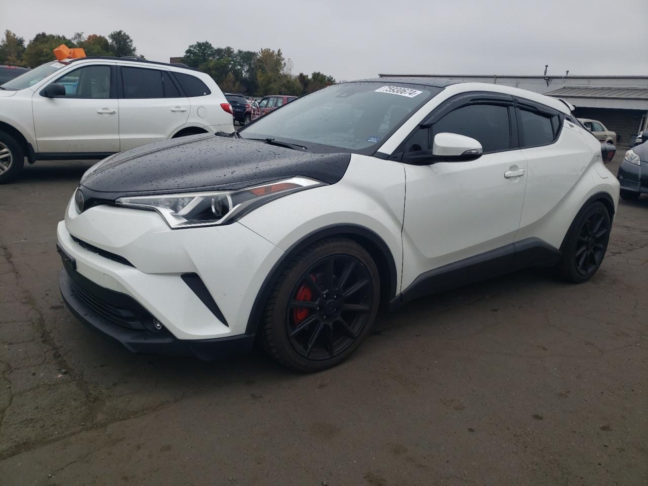 TOYOTA C-HR XLE 2018