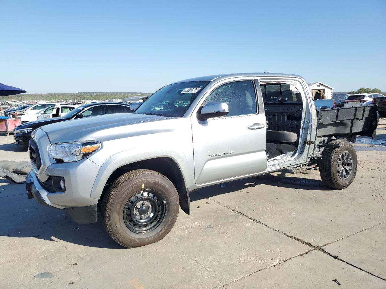 TOYOTA TACOMA DOU 2023