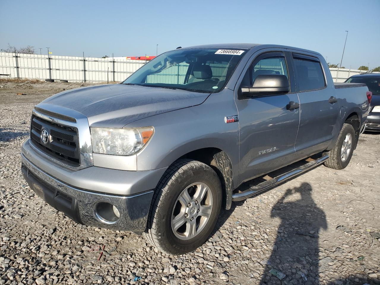 TOYOTA TUNDRA CRE 2013