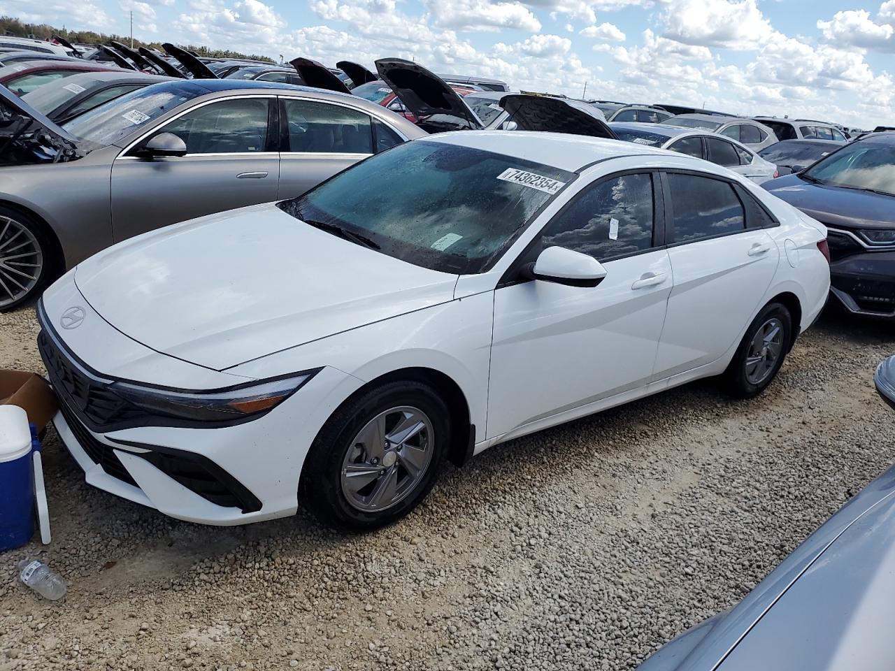 HYUNDAI ELANTRA SE 2024