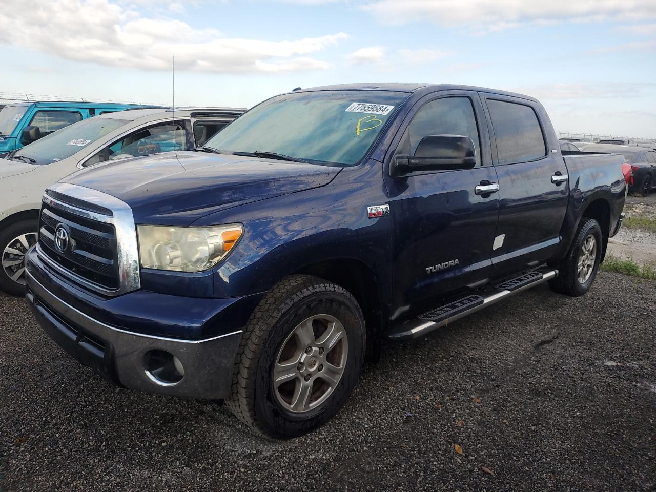 TOYOTA TUNDRA CRE 2011
