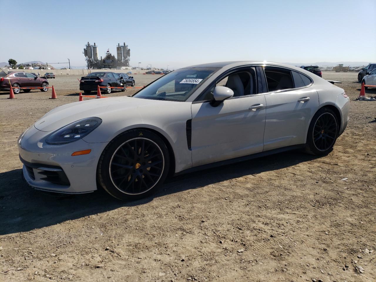 PORSCHE PANAMERA 4 2017
