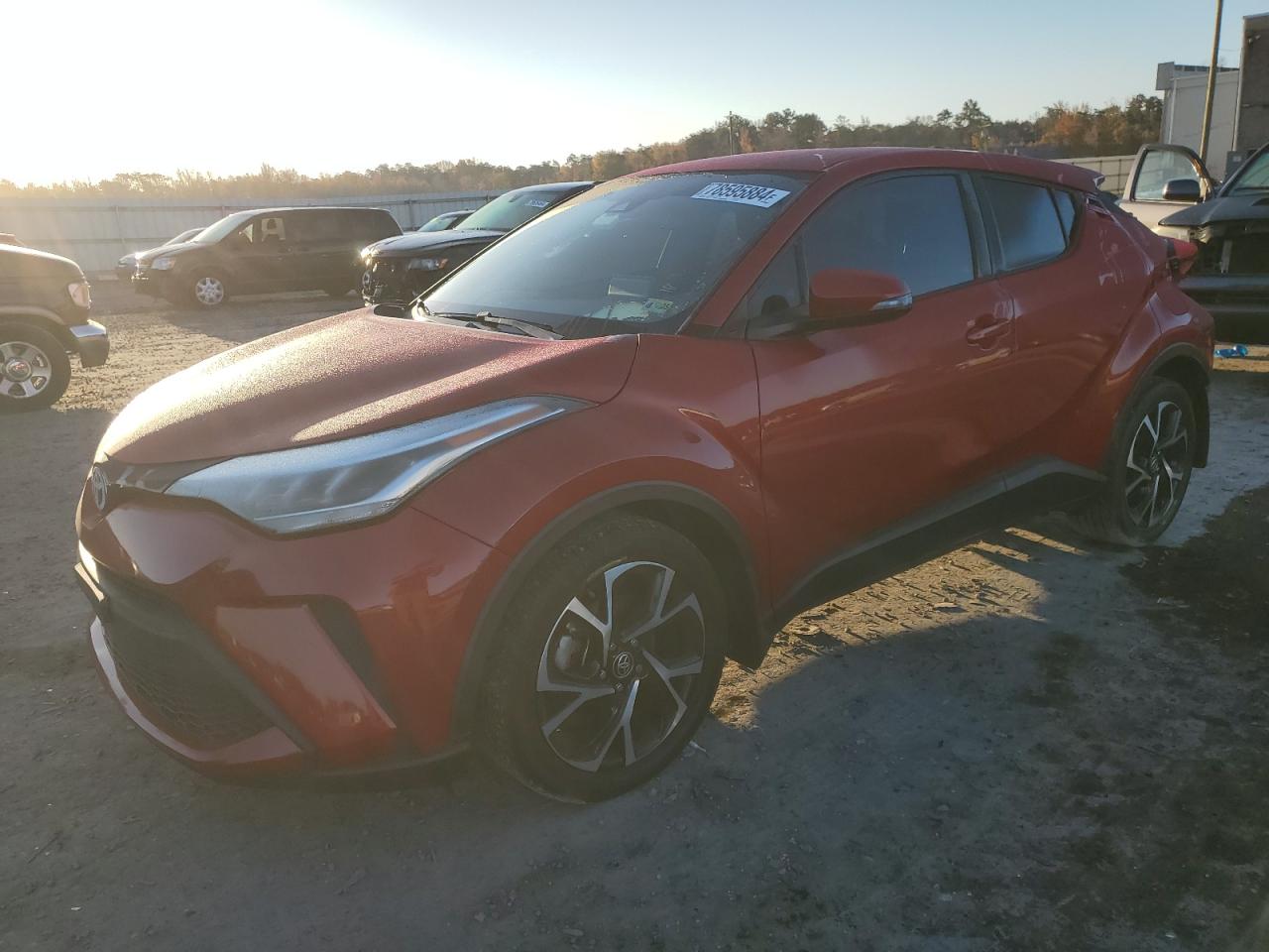 TOYOTA C-HR XLE 2021