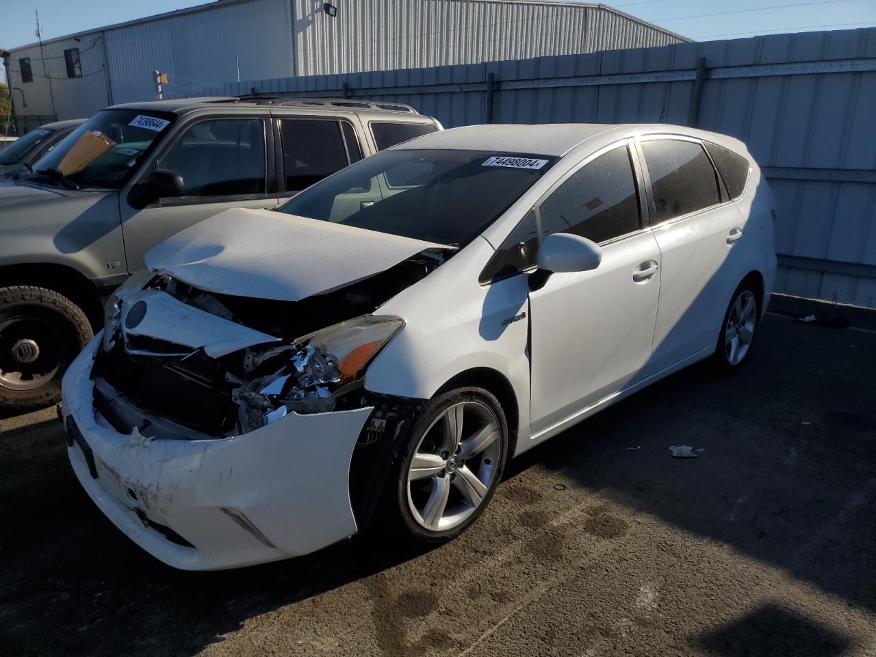 TOYOTA PRIUS V 2013