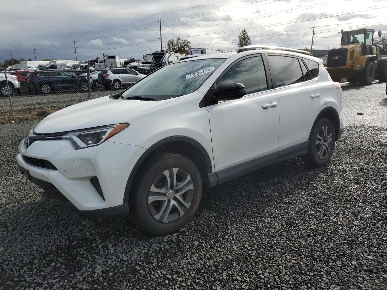 TOYOTA RAV4 LE 2016