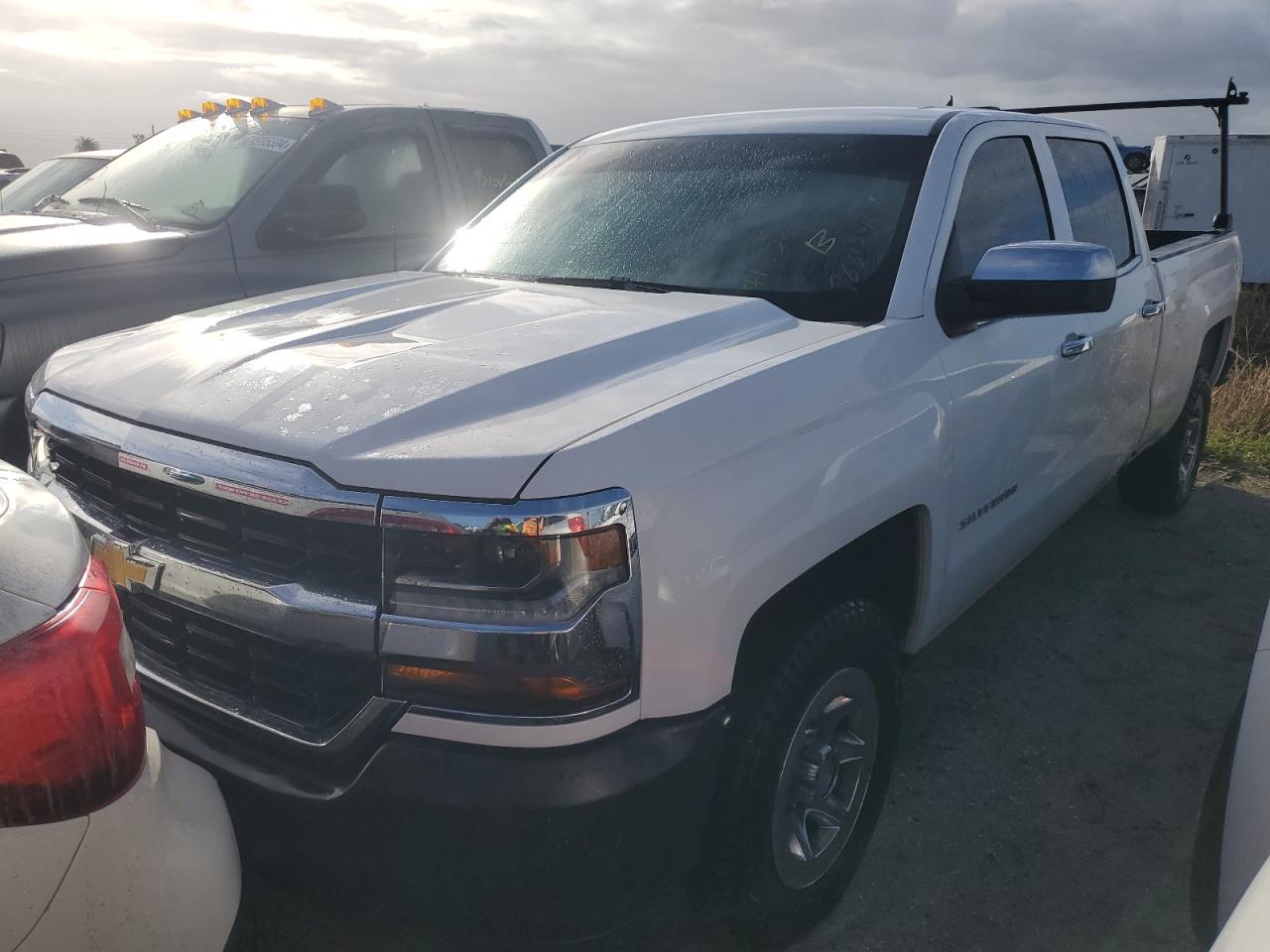 CHEVROLET SILVERADO 2018